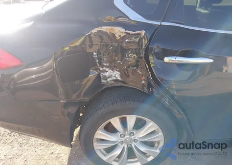 2011 Infiniti M37X z USA, uszkodzony, nr VIN JN1BY1AR2BM371857